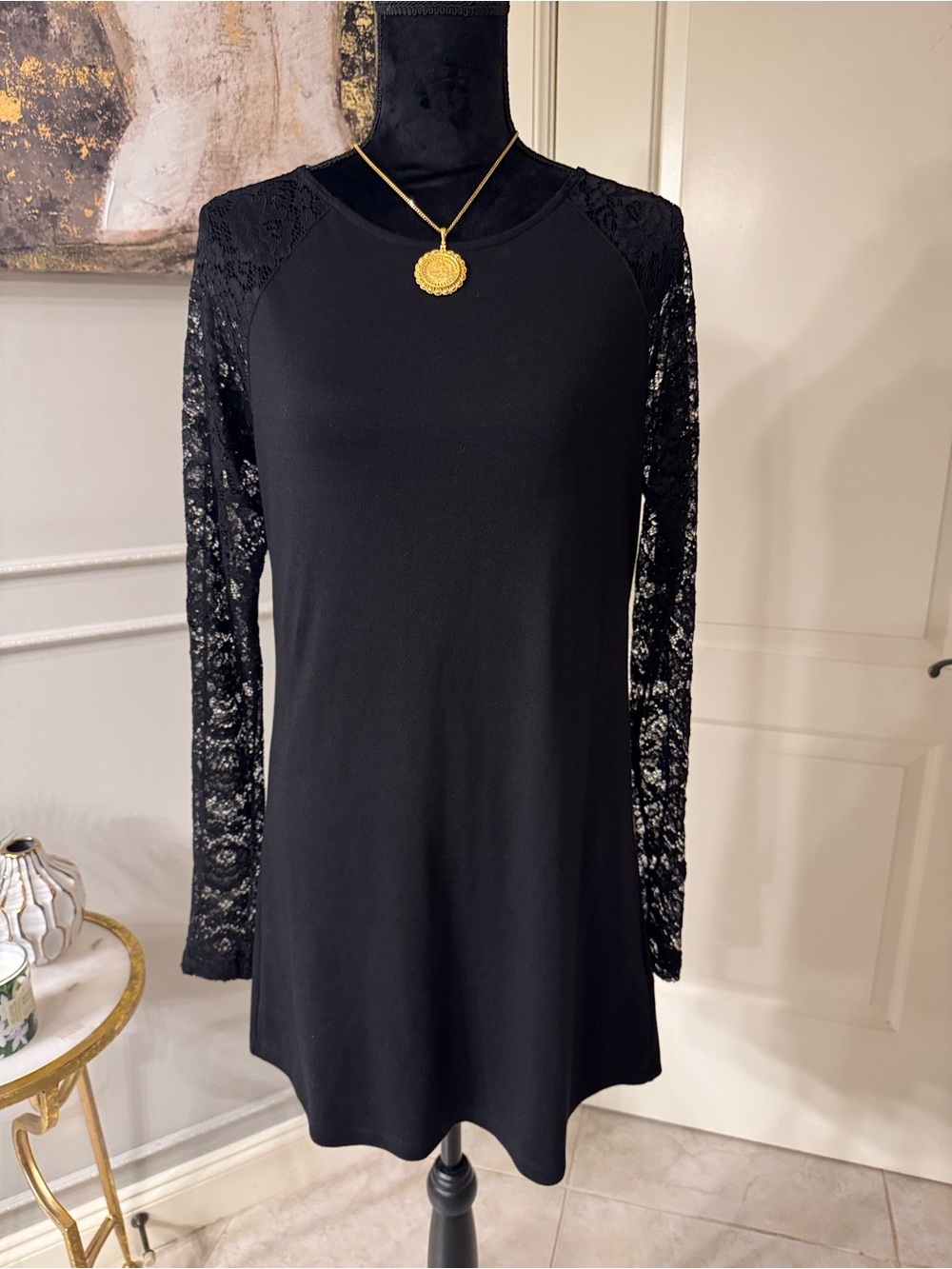 Divided Black Long Sleeve Lace-Sleeve Dress